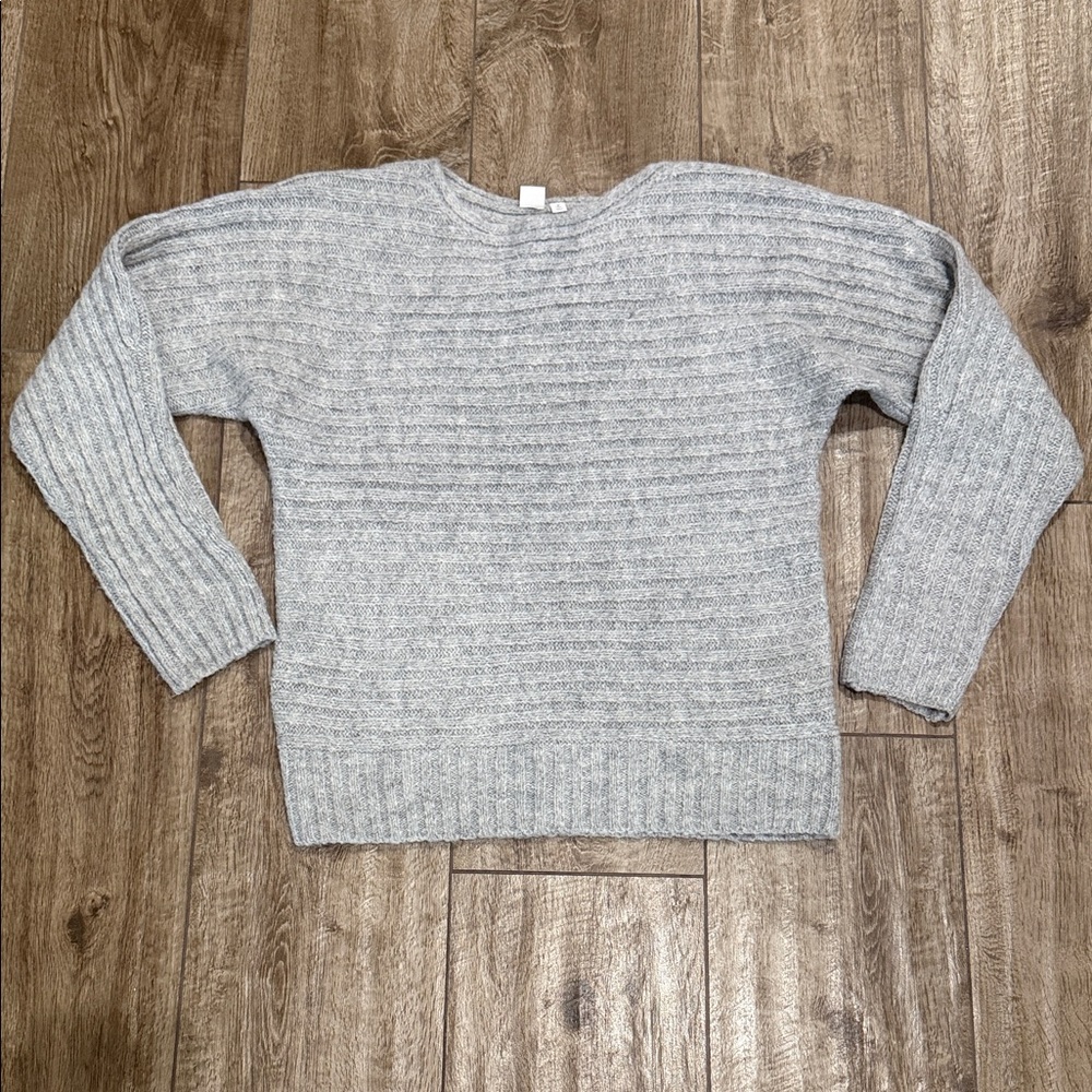 GAP Light Gray Women's Crew Neck Sweater Ribbed SZ M Tall